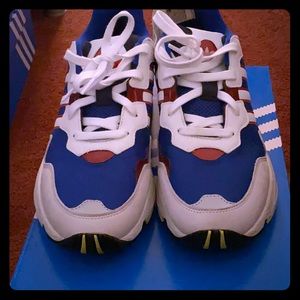 Adidas yung 96